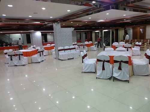 Hotel Tara International Hajdarabad Zewnętrze zdjęcie